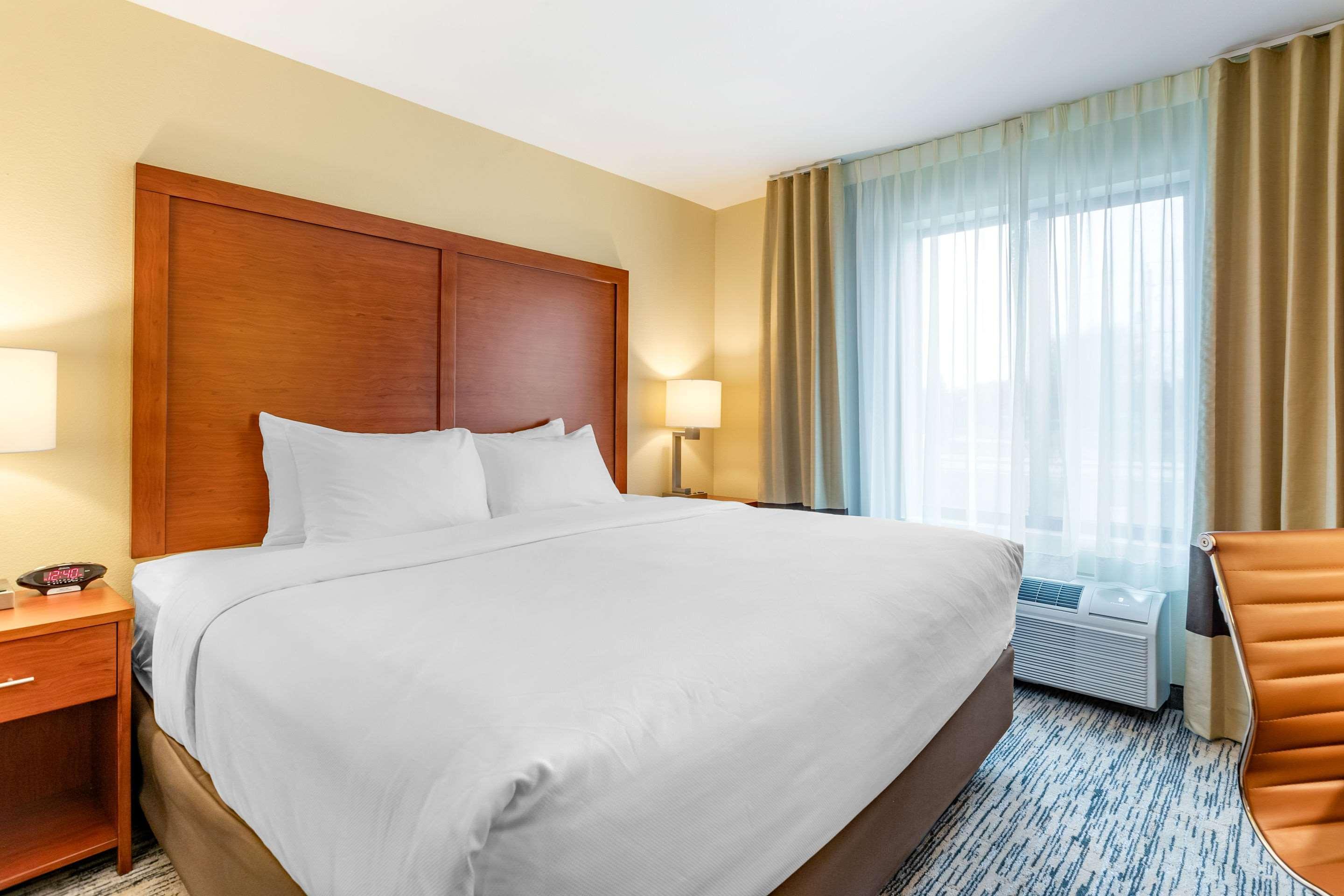 Comfort Inn & Suites West Des Moines Exteriör bild