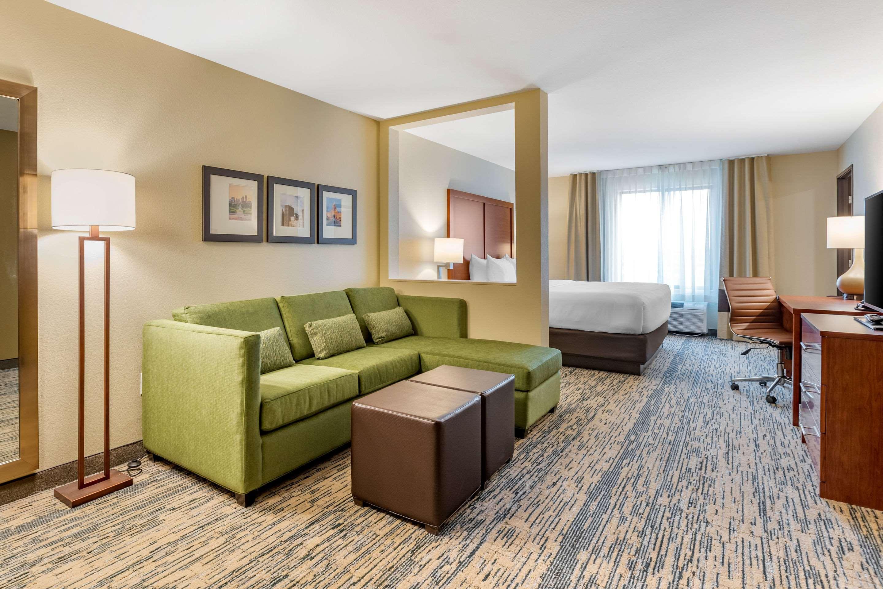 Comfort Inn & Suites West Des Moines Exteriör bild