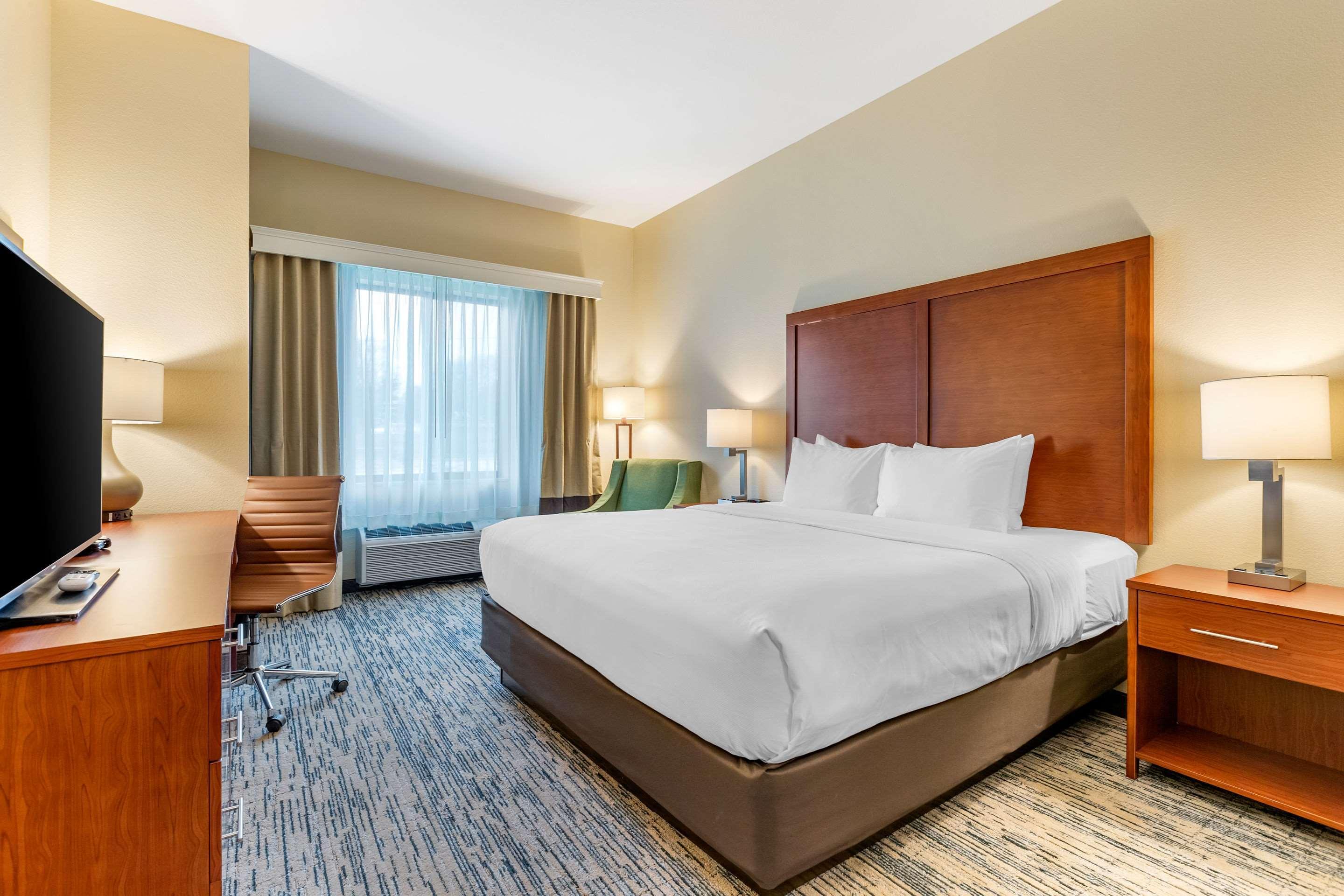 Comfort Inn & Suites West Des Moines Exteriör bild