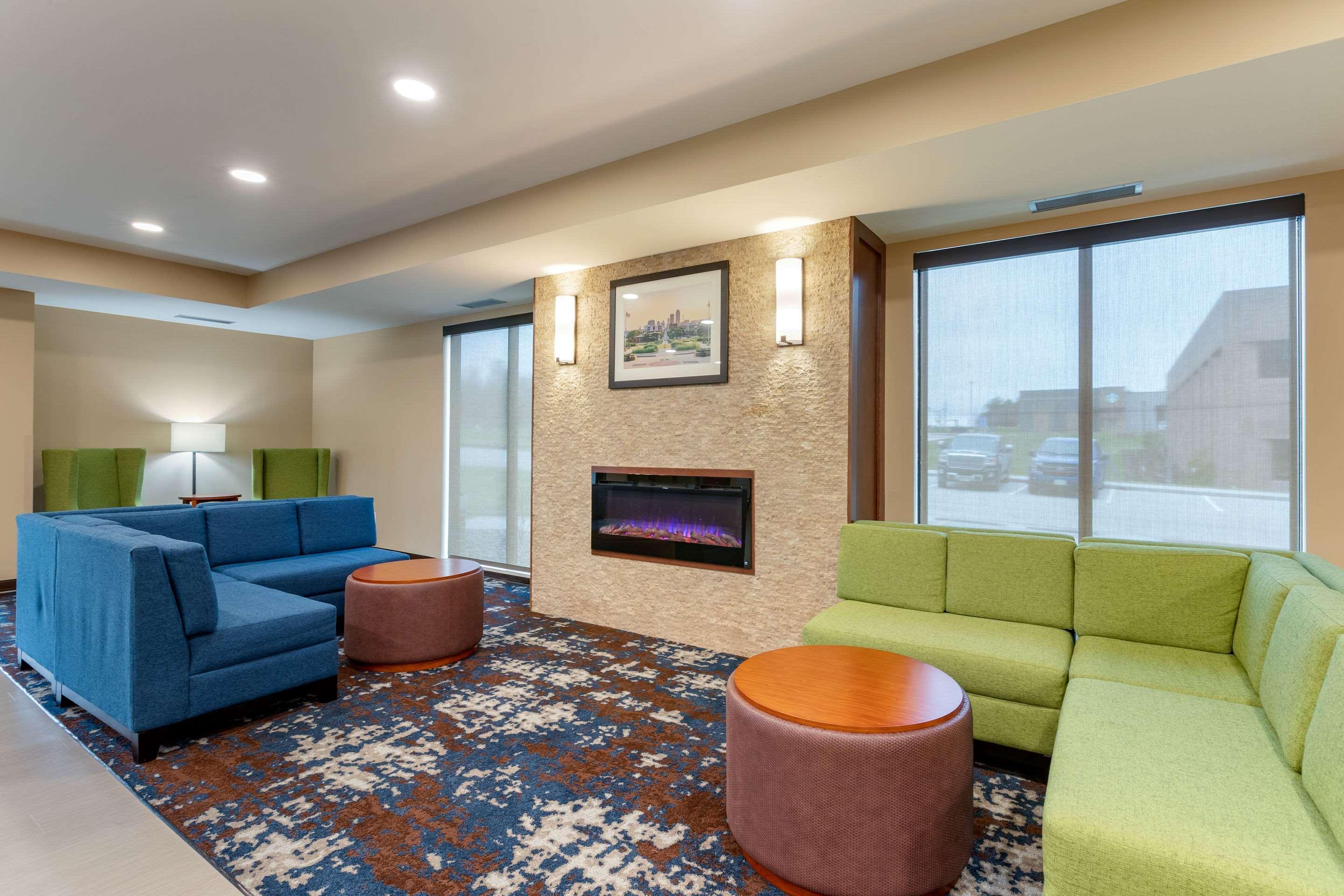 Comfort Inn & Suites West Des Moines Exteriör bild
